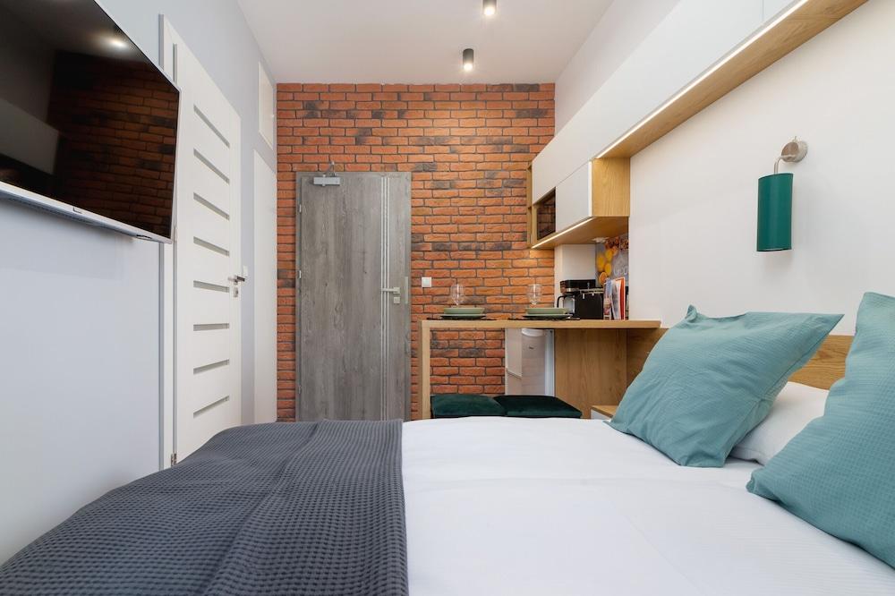 Kraków Studio Śląska by Renters