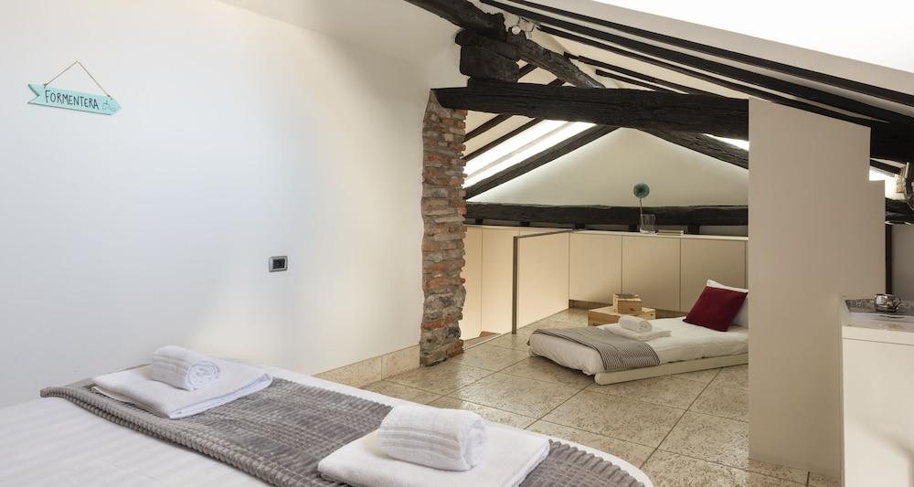 JOIVY Cosy Apt in Como Centre