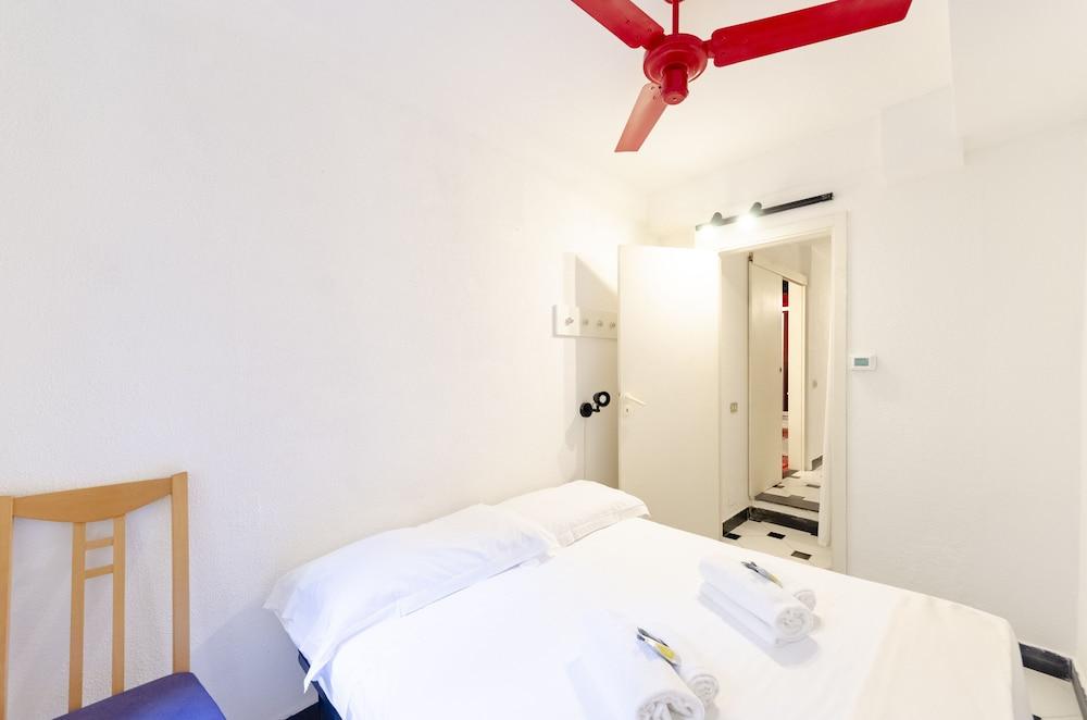 JOIVY Flat By The Sea Promenade