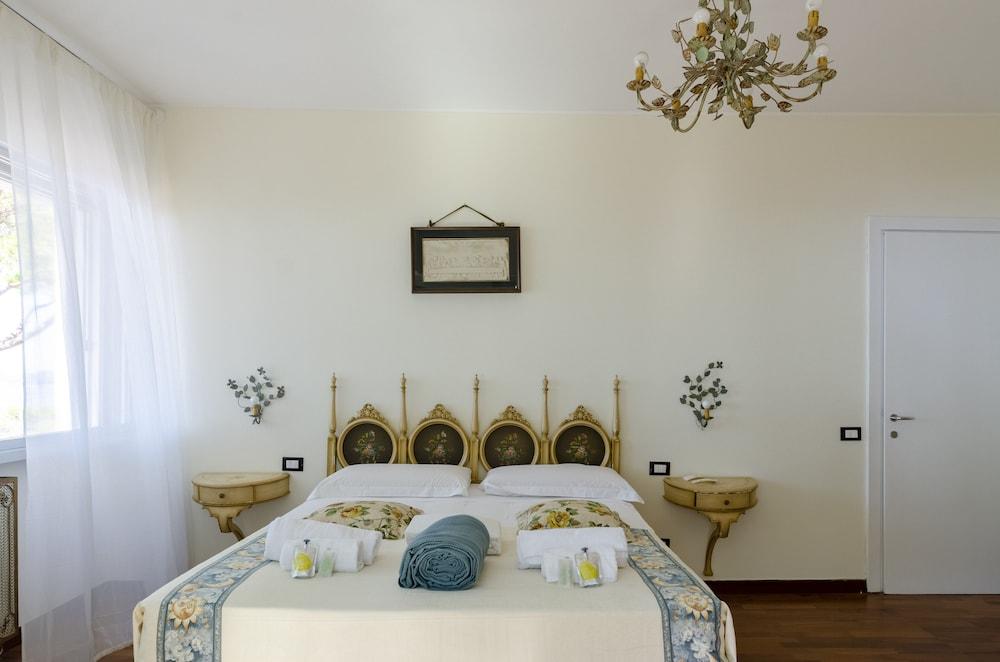 JOIVY Flat W/Terrace & Sea View