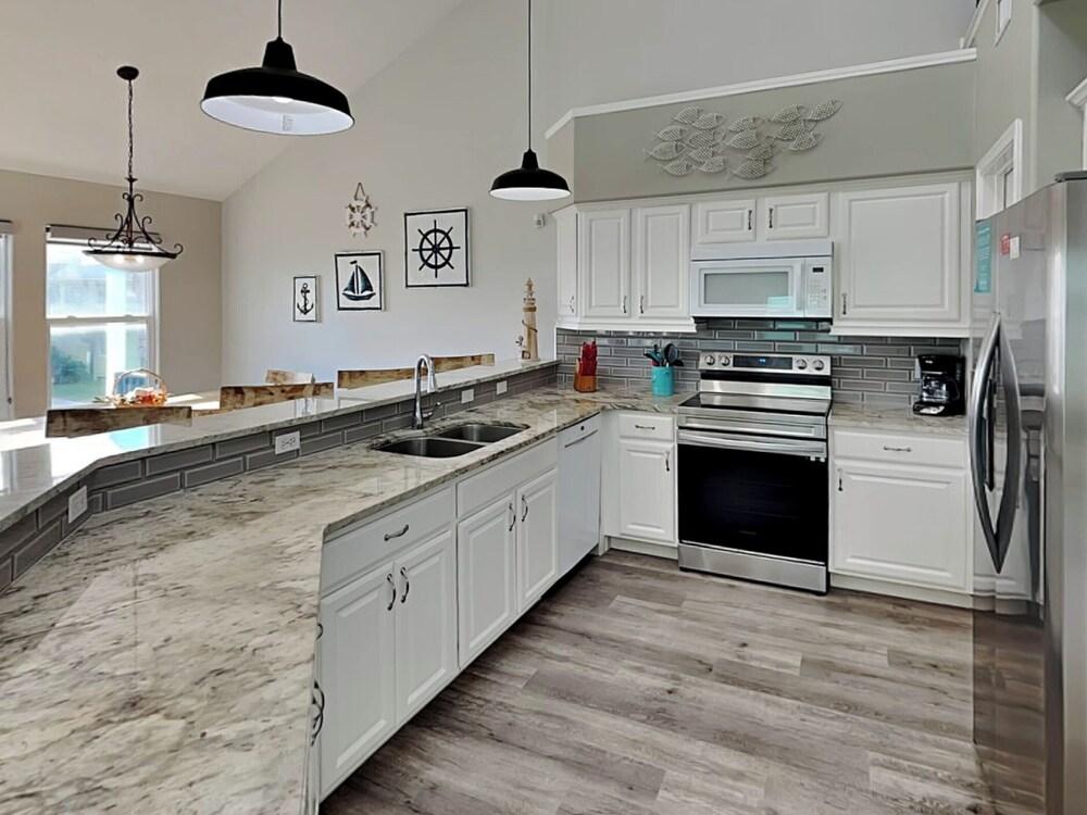 Blew By You by Silver Sands Vacation Rentals