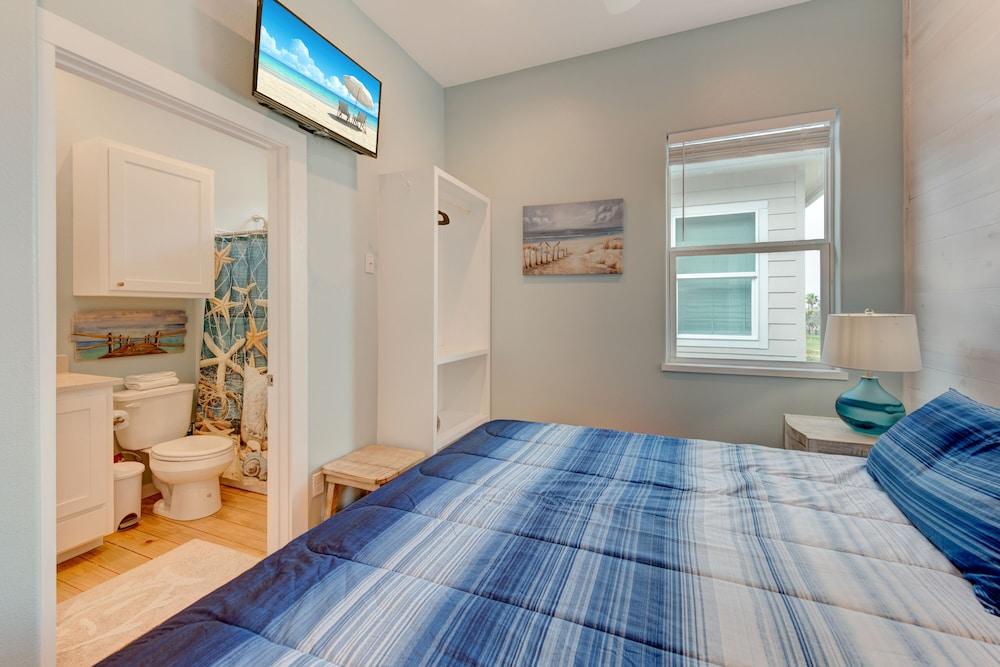 Highway 9 @ Sandcastle Cove