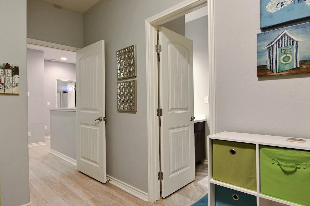 Surfin' Seahorse by Silver Sands Vacation Rentals