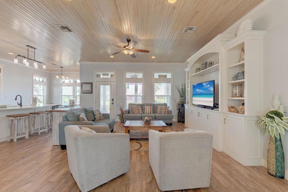 Postcard from Paradise by Silver Sands Vacation Rentals