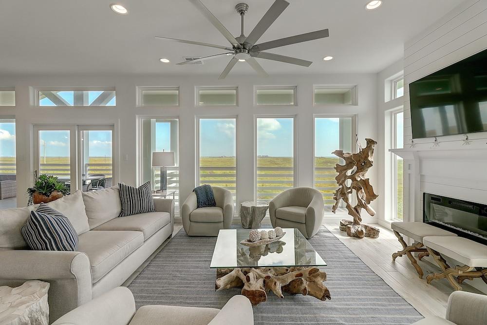 BeachHouse Bliss by Silver Sands Vacation Rentals