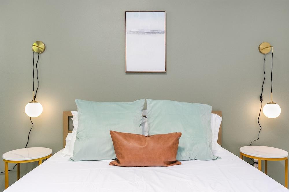 Sweet Suites Capitol Hill