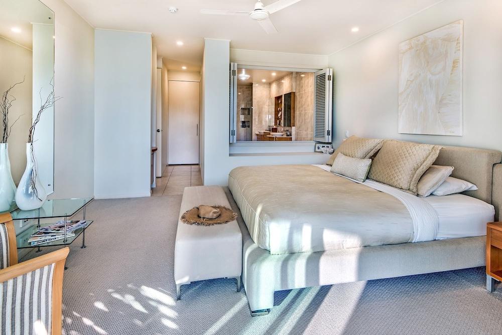 Pavillions 1 - Hamilton Island