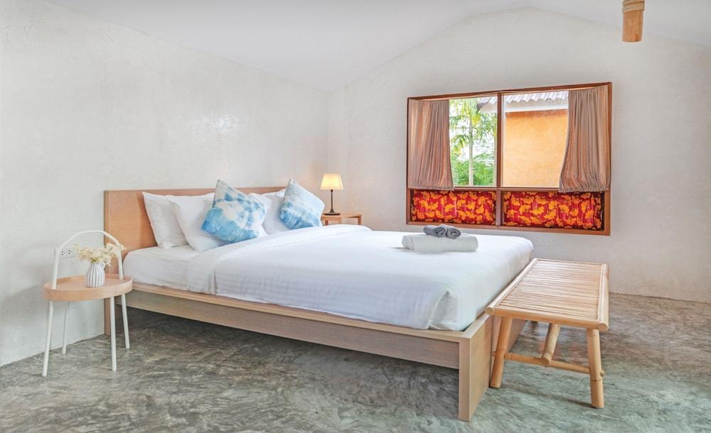 The Little White Bird Traveller Hostel