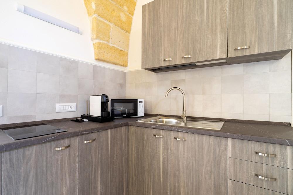 3115 Casa Emi - Mono A by Barbarhouse