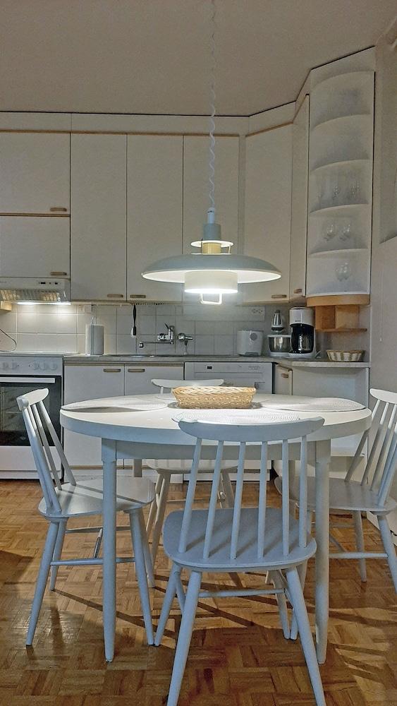 Apartment Puijo with garage