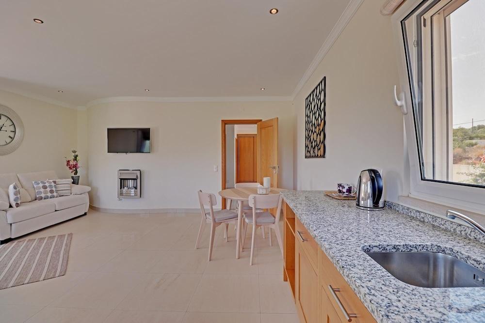 Casa do Pomar by Portucasa