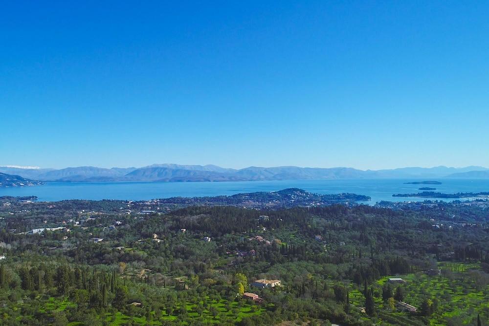 Villa Aphrodite in Poulades