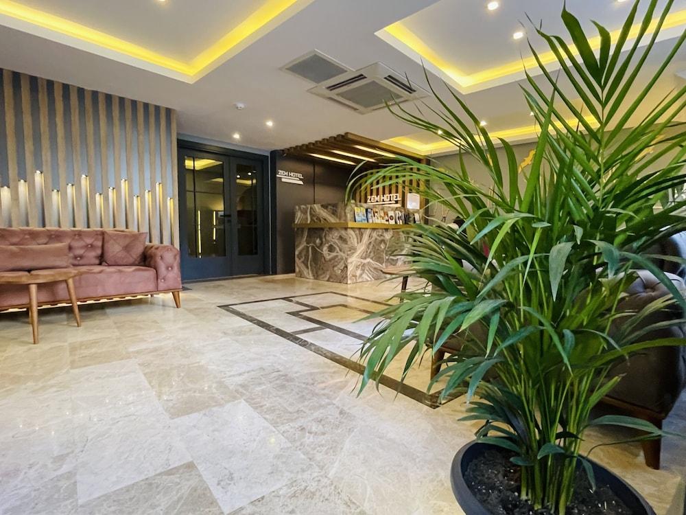 Zem Hotel