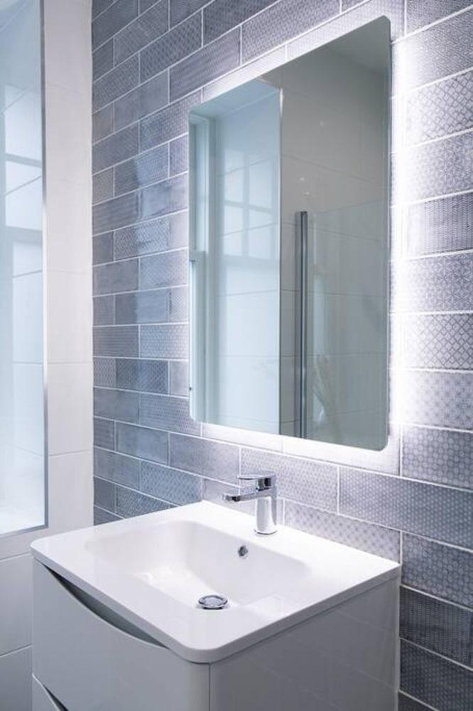 Panmure Apartment - A Glamorous Renovation