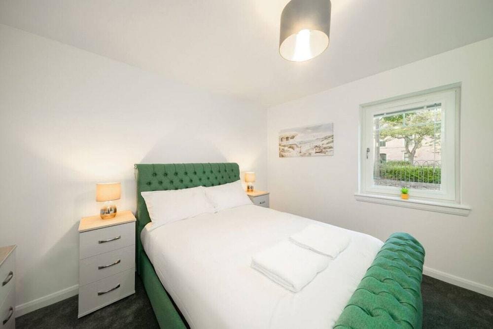 South Esk 8 - Modern 2 bed Apartment