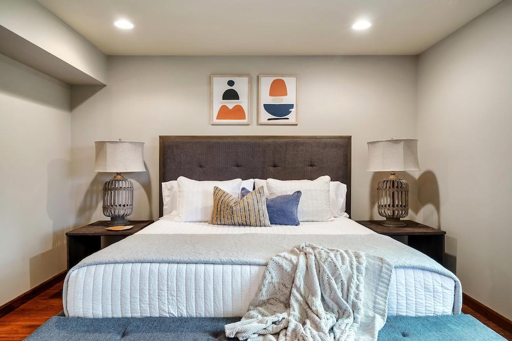 Cosby Contemporary Cabin