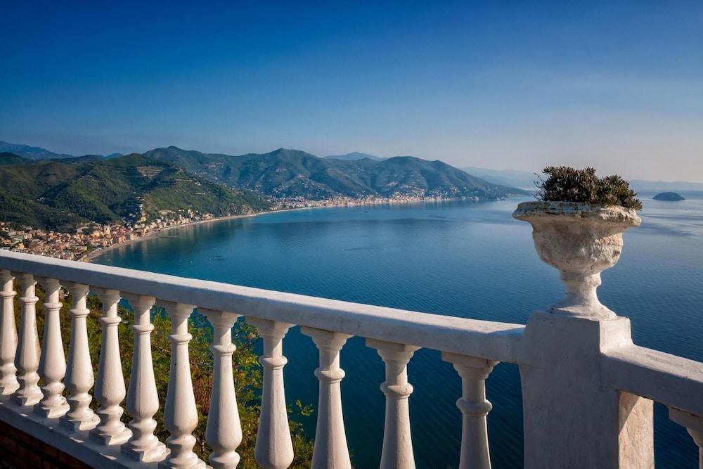 Serena 2 Amazing Sea View