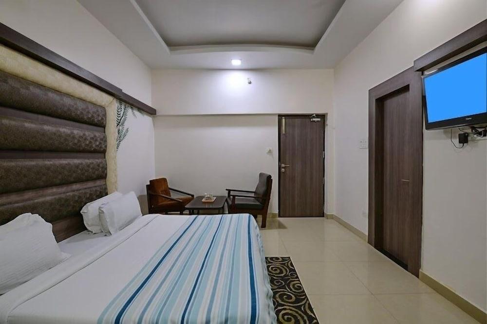 Hotel Mayura - Ambikapur