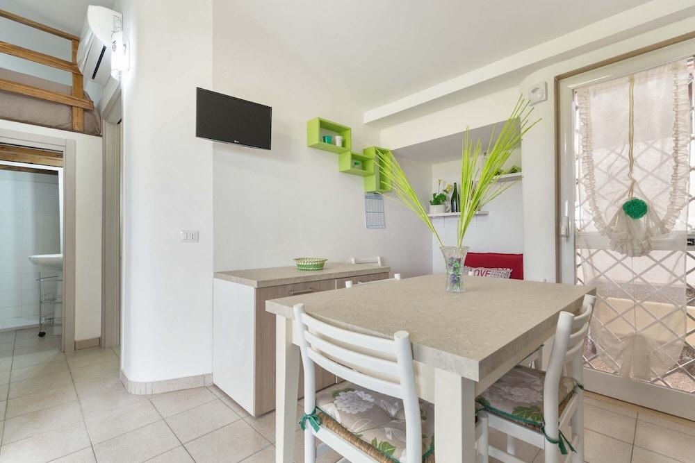 2337 Bilo Imma A by Barbarhouse