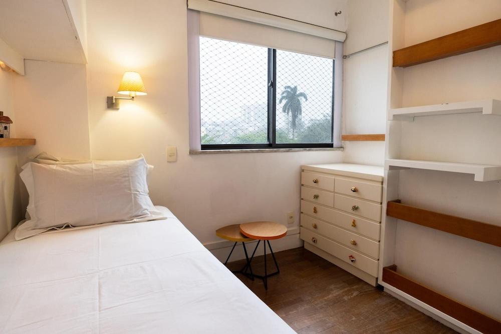 15 Minutes From Leblon Beach Va202