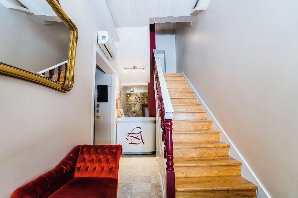 Lisbon Arsenal Suites