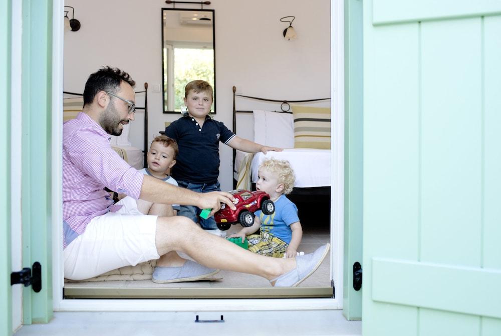 Mouras Resort - Luxury Maisonette Villas