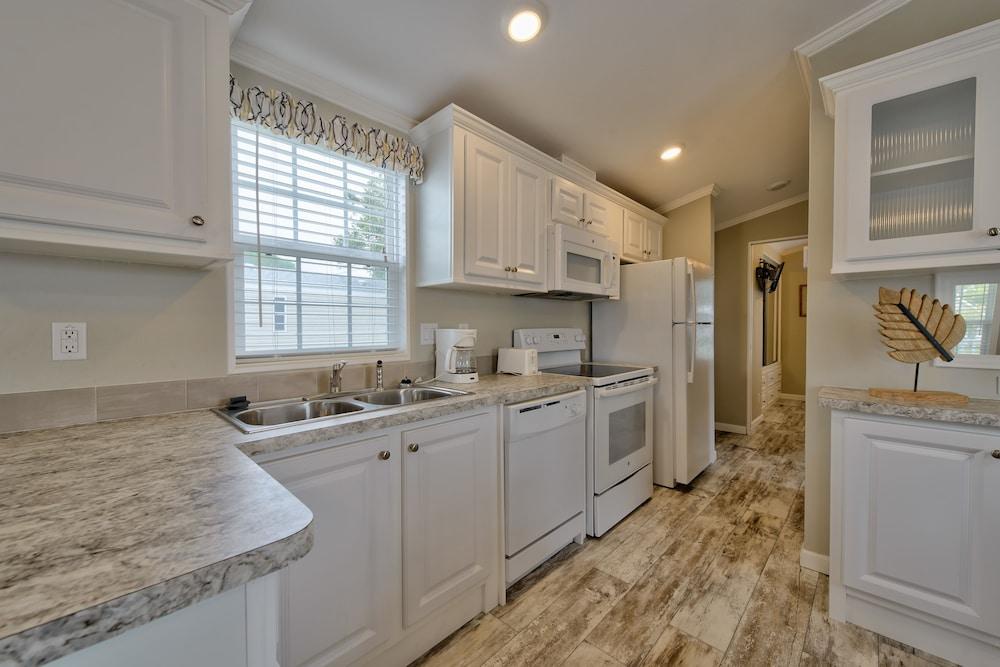 Club Naples RV Resort