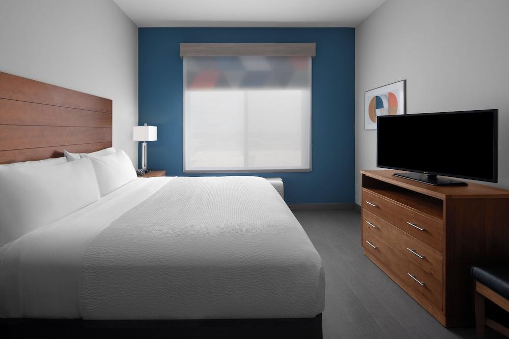 Holiday Inn Express & Suites Midland South I-20 by IHG