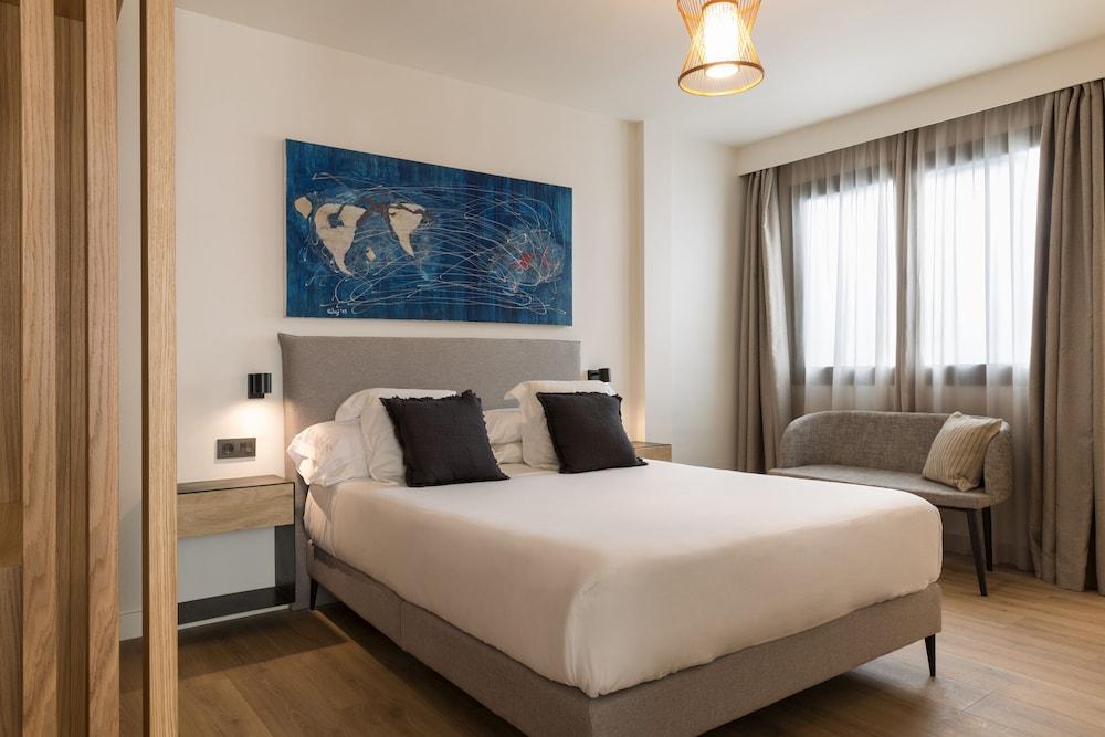 Puerta Catedral Suites