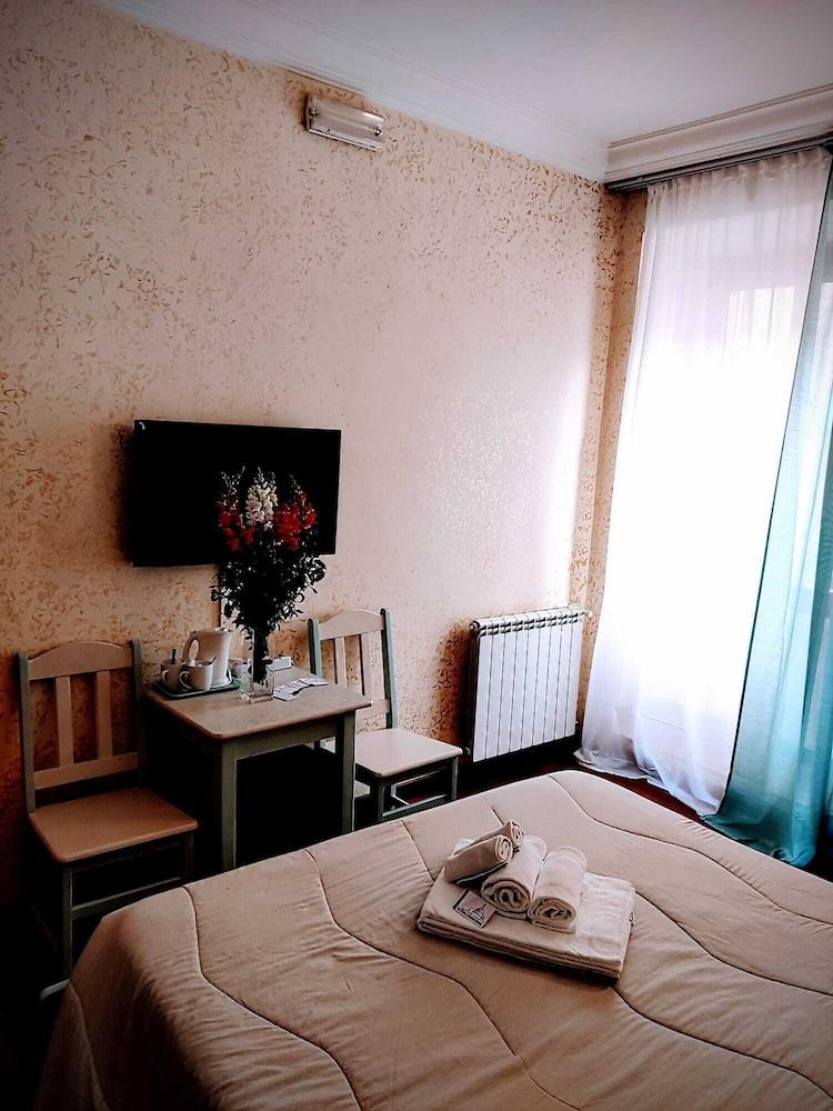 St. Peter's Rooms Rome