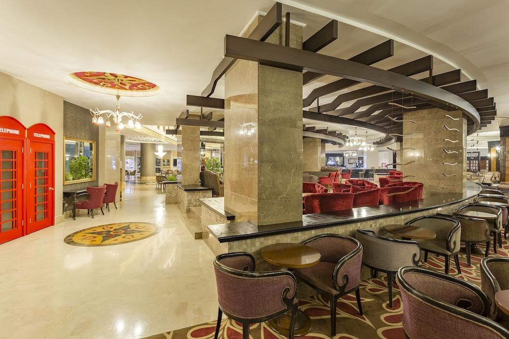 Side Crown Palace Ultra All Inclusive