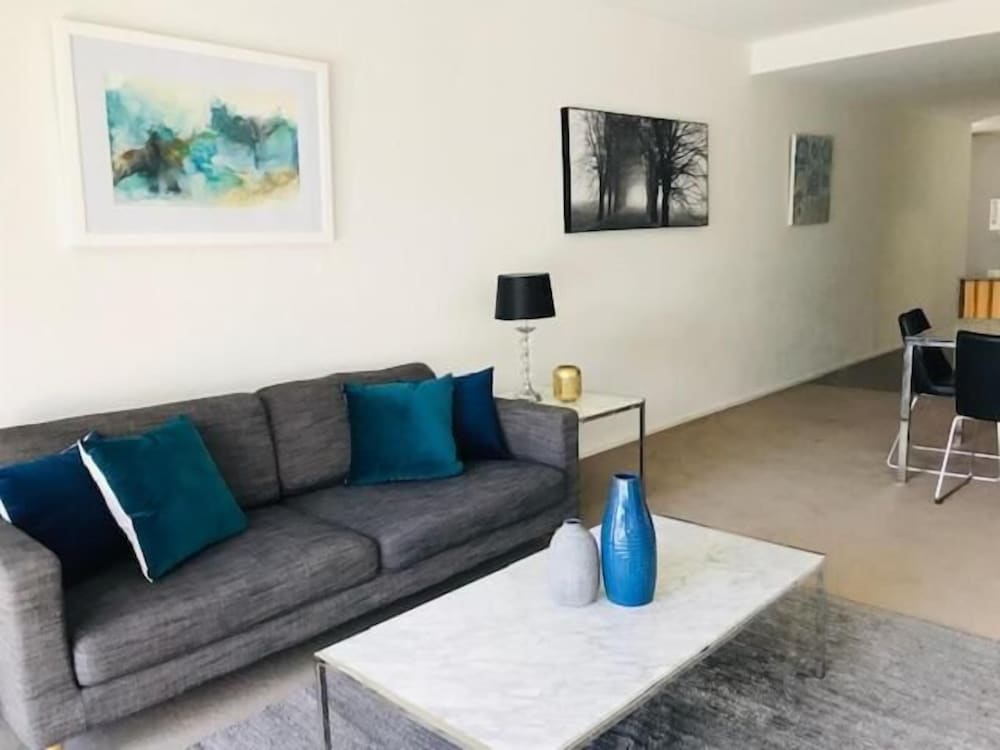 Wyndel Apartments - Bertram