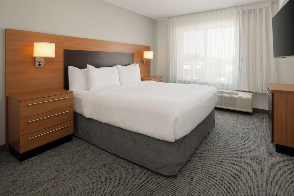 TownePlace Suites by Marriott Lancaster, CA