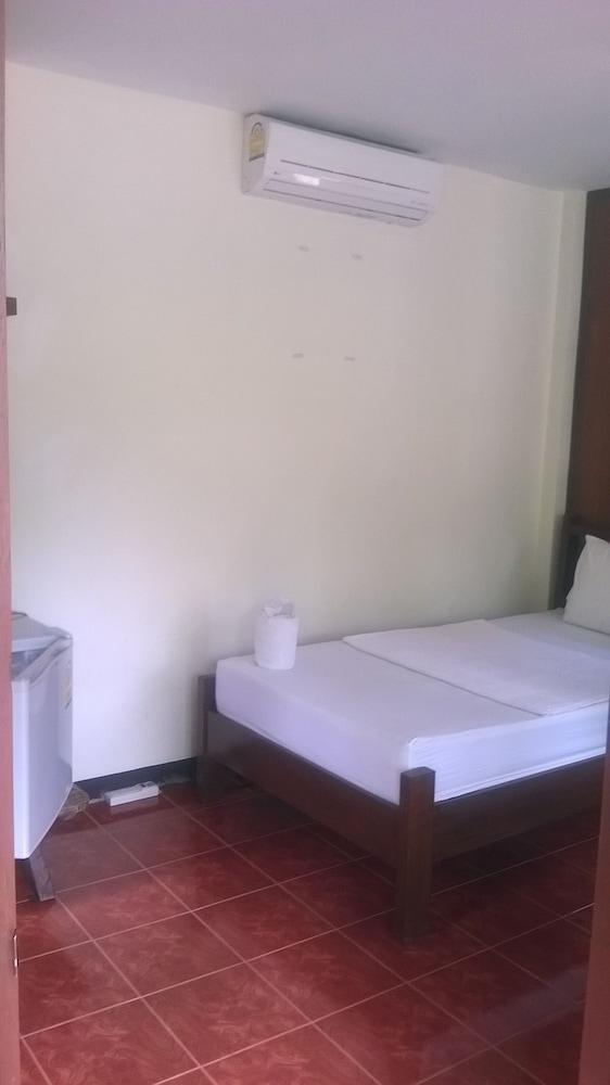 Haad Yao Sunset Bungalow