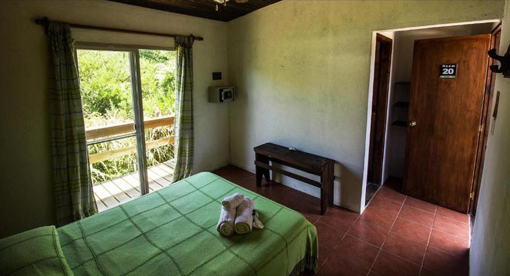 El Viajero La Pedrera Hostel & Suites