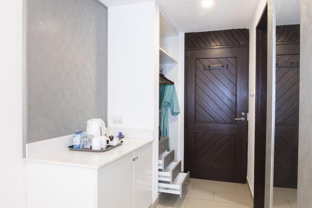 Leopard Beach Resort & Spa