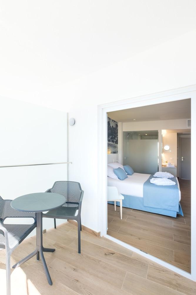 Tacande Portals Hotel