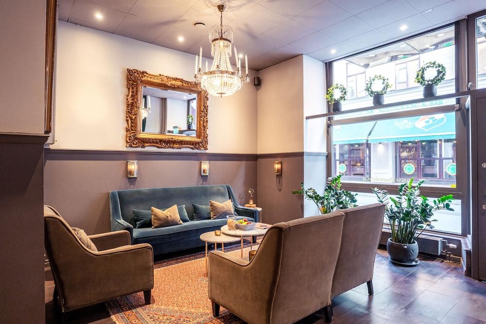 Queen's Hotel by First Hotels