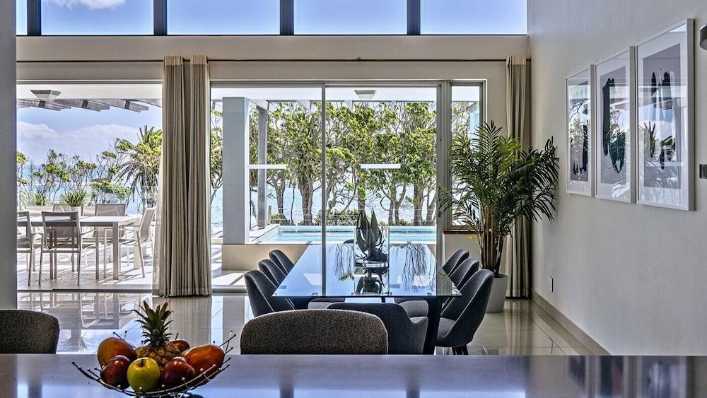 Blue Views Penthouse Beachfront Apartments