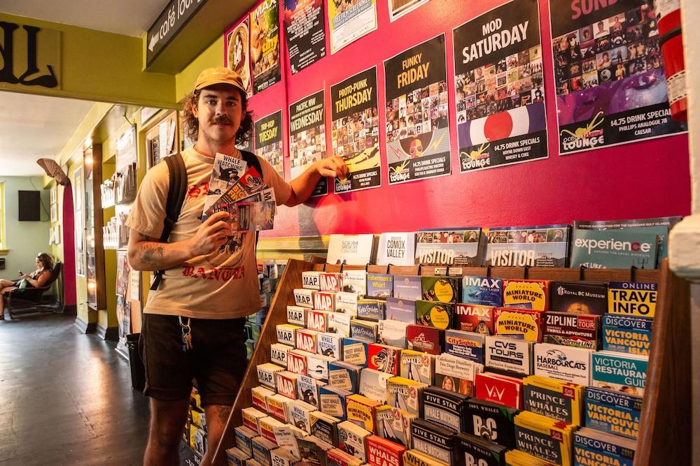 Ocean Island Inn Backpackers Suites - Hostel