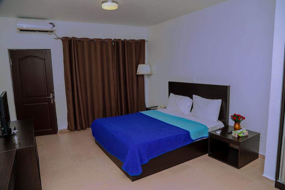 Riviera Taouyah Hotel