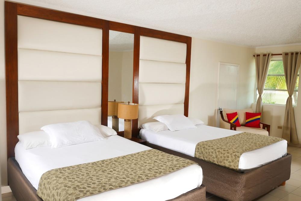 Kaliko Beach Club - All Inclusive Resort