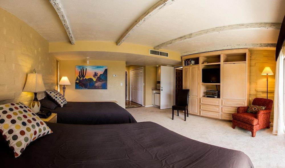 Mission Hill Casitas