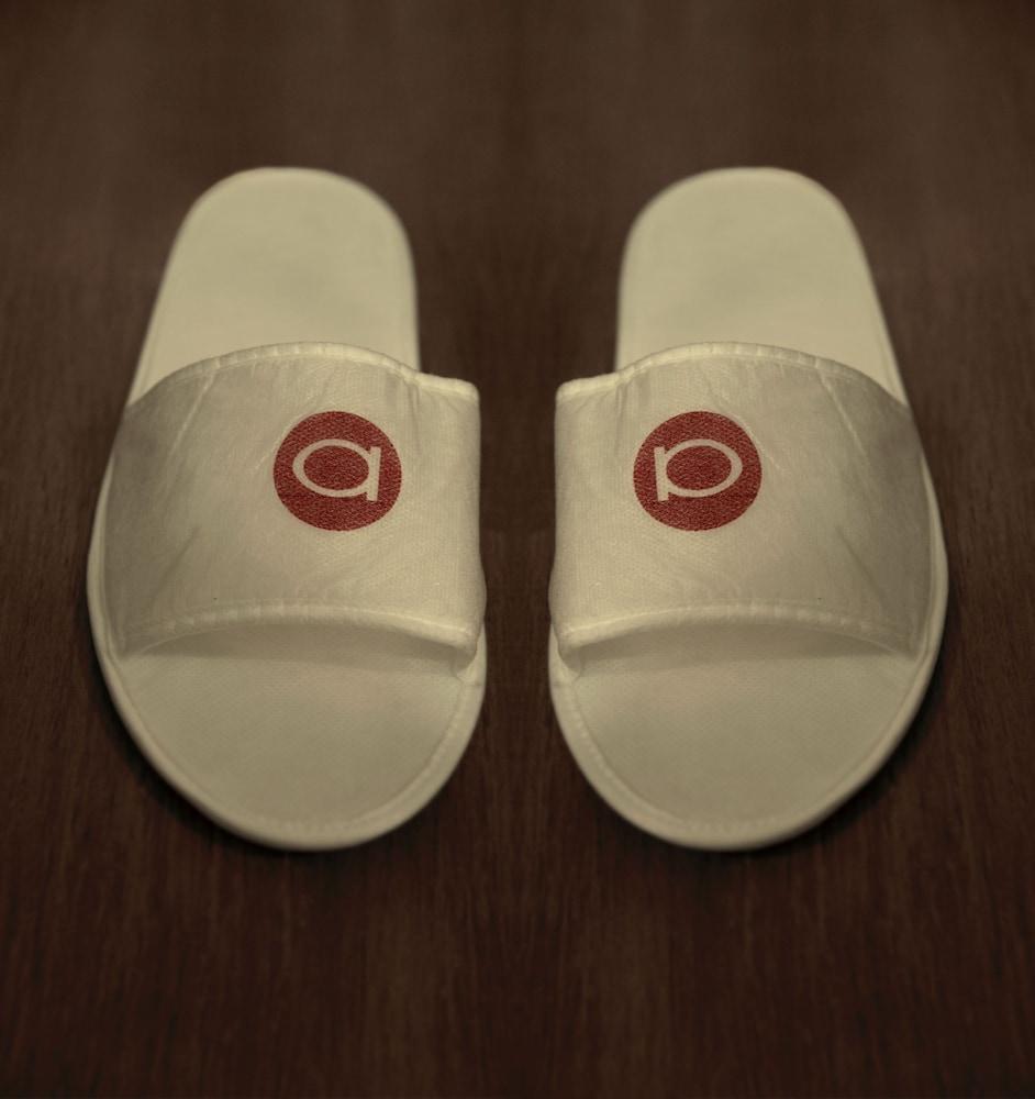 Amaris Hotel Sunset Road