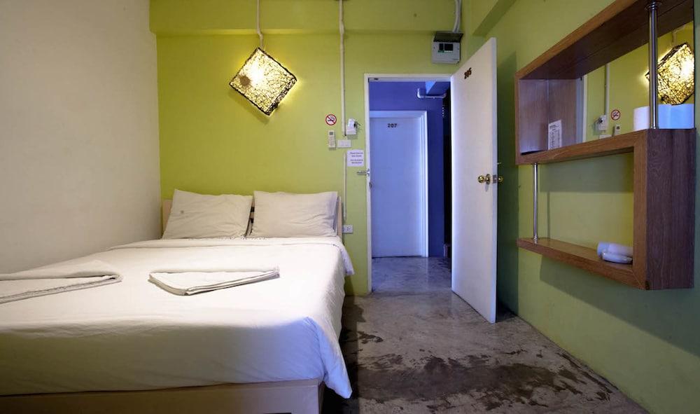 At Smile Oasis Houses