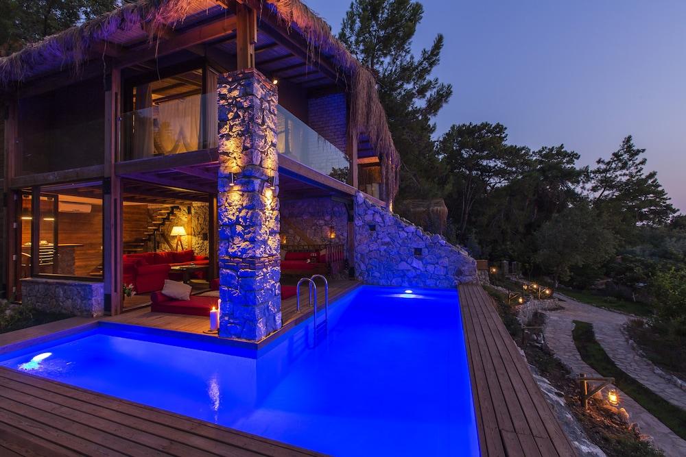 Nautical Hotel Adults Only