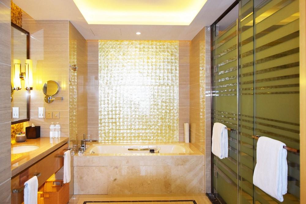 Pullman Changshu Leeman