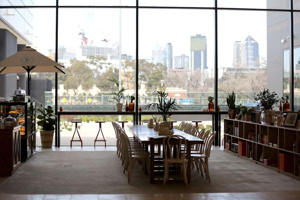 The Larwill Studio Melbourne - Art Series