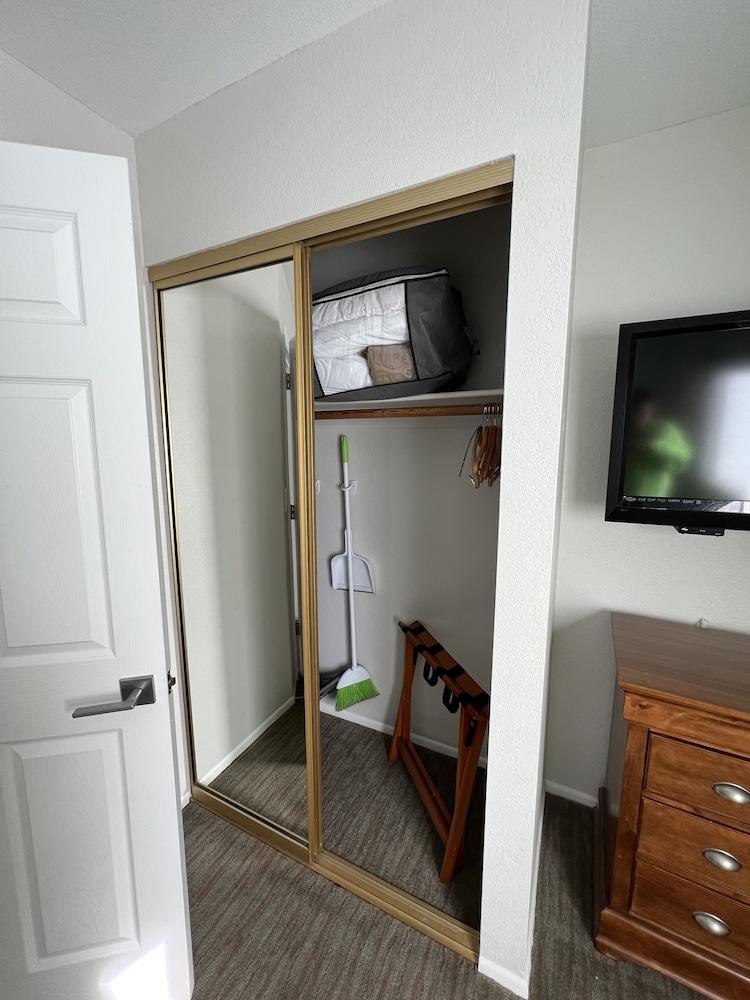 GetAways at Havasu Dunes Resort