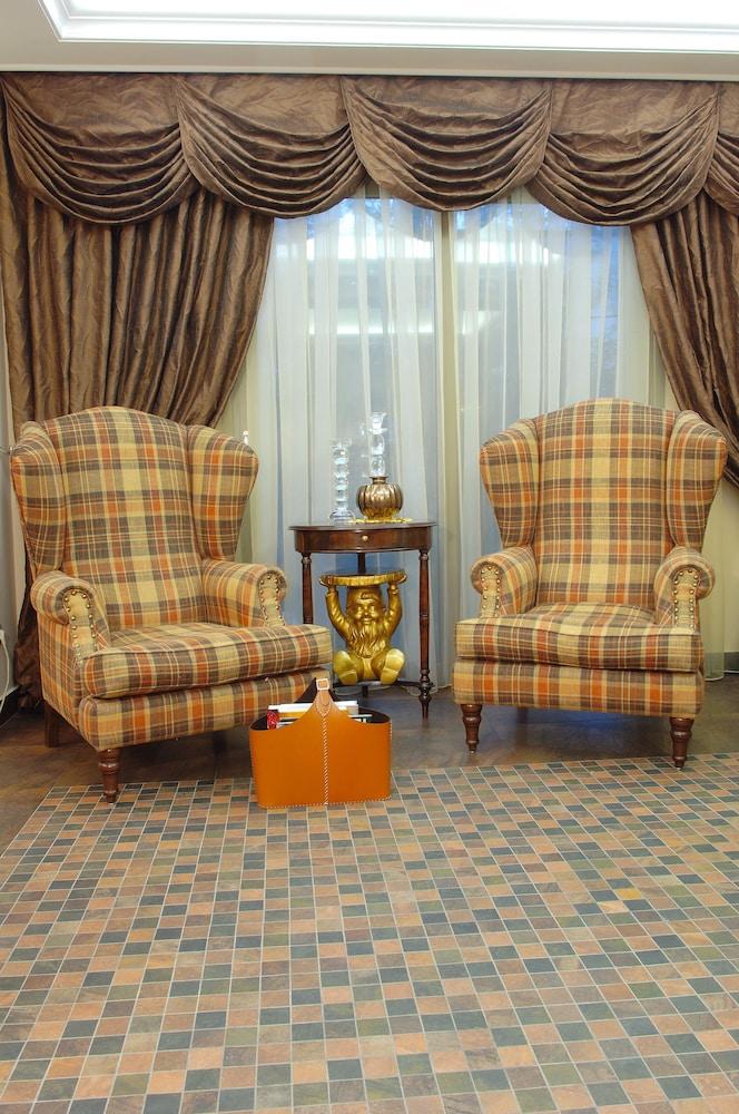 Olympic Fashion Hotels